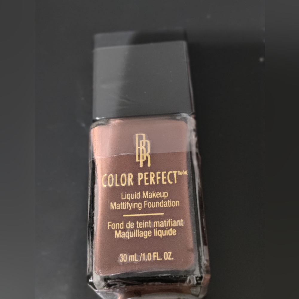 Black Radiance Color Perfect  Liquid Makeup TOFFEE #1320071 Sealed
